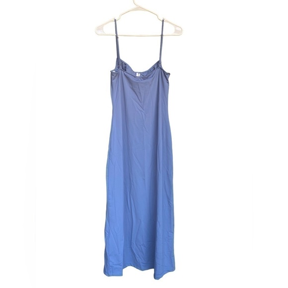 NWT WEWOREWHAT RUCHED CUP SPAGHETTI STRAP MIDI SLIP DRESS - Picture 4 of 6